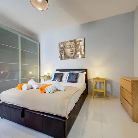 3-bedroom In Gozo With Shared Pool, Bbq And Terrace 公寓 加斯利