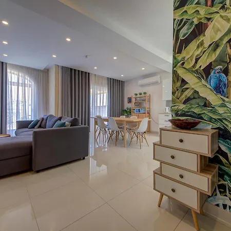 3-bedroom In Gozo With Shared Pool, Bbq And Terrace 公寓 加斯利