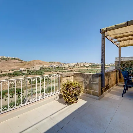 公寓 3-bedroom In Gozo With Shared Pool, Bbq And Terrace
