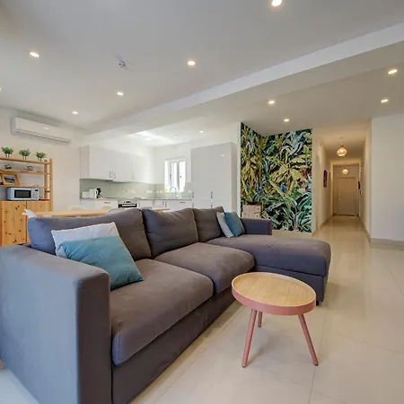 3-bedroom In Gozo With Shared Pool, Bbq And Terrace * 加斯利