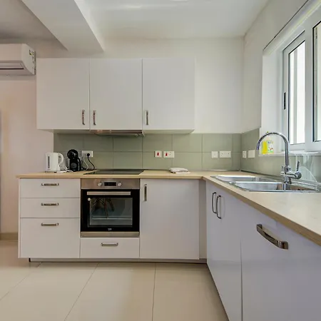 公寓 3-bedroom In Gozo With Shared Pool, Bbq And Terrace