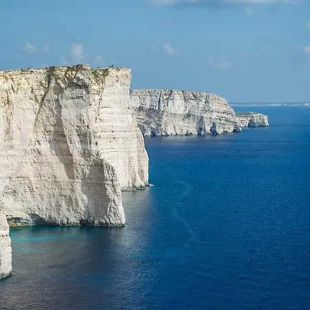 3-bedroom In Gozo With Shared Pool, Bbq And Terrace * 加斯利